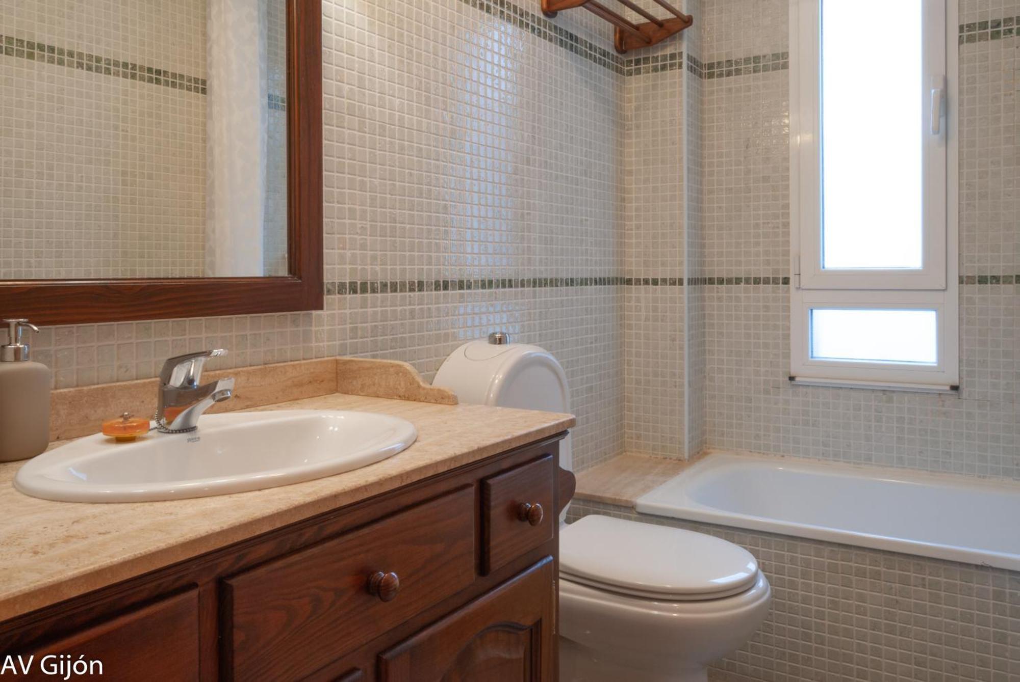 Apartamento Av Premio Real 16 Gijón Exterior foto