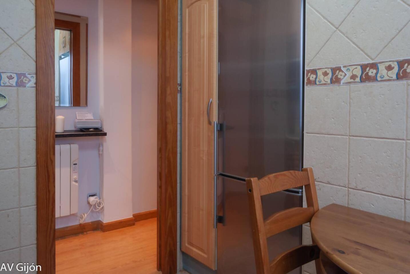 Apartamento Av Premio Real 16 Gijón Exterior foto