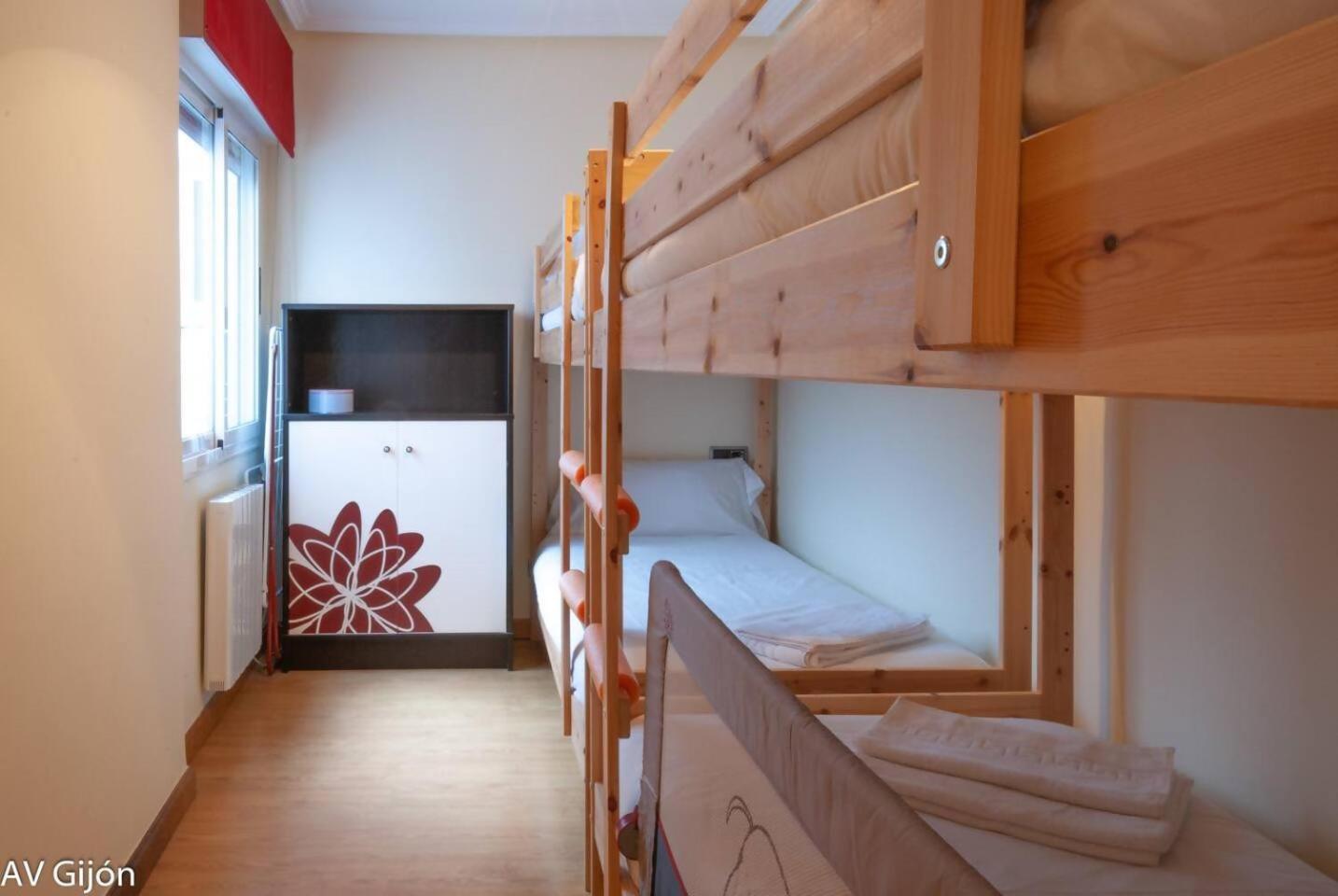 Apartamento Av Premio Real 16 Gijón Exterior foto